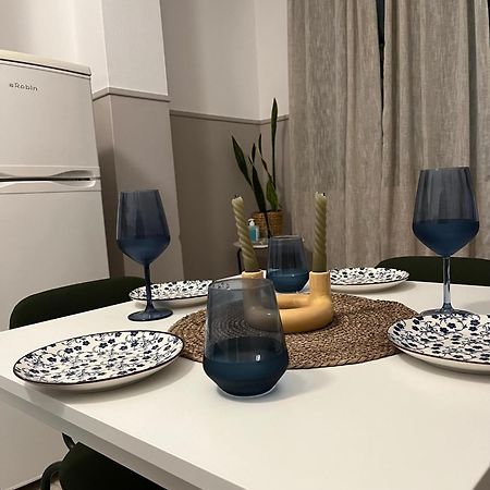 Downtown Apartment โคนิทซา ภายนอก รูปภาพ