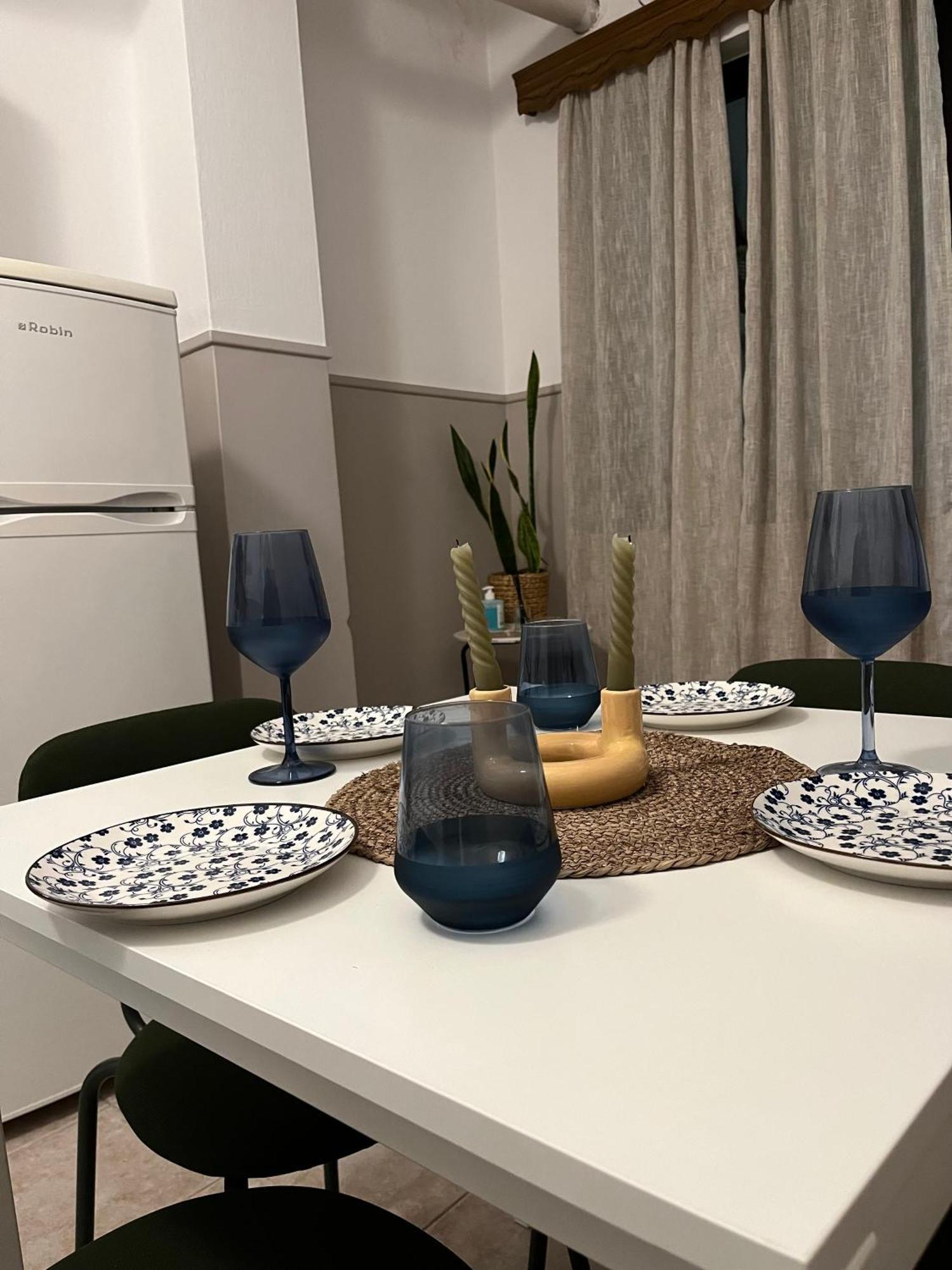 Downtown Apartment โคนิทซา ภายนอก รูปภาพ